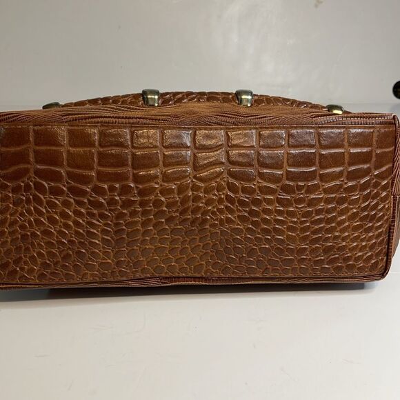 Vintage Moda Attiva Faux Alligator Satchel - Picture 5 of 9